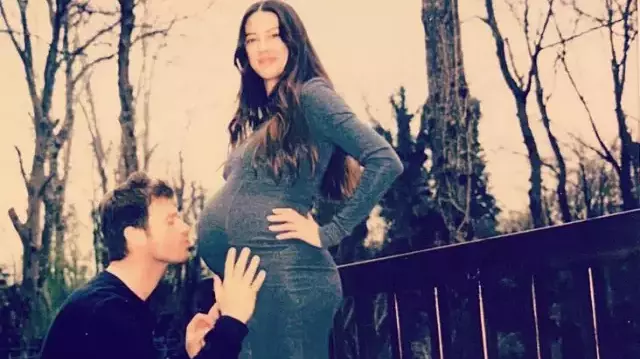 Babalık heyecanı yaşayan Kıvanç Tatlıtuğ'dan ilk paylaşım: Mutluluğumuz tarifsiz