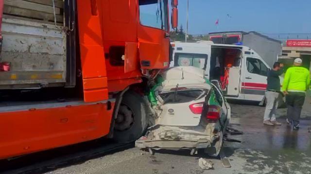 Son Dakika! TEM'de zincirleme kaza: 9 araç birbirine girdi, 6 yaralı var