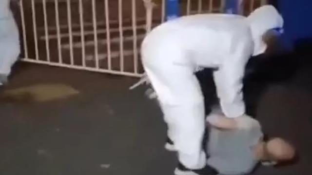 Sıfır-kovid politikası Şangay'ı felakete sürüklüyor! İnfial yaratan görüntü kısa süre sonra silindi