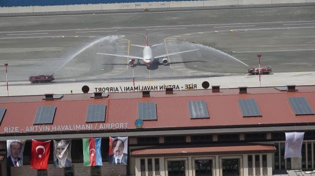Dünyada sadece 5 örneği var! Kurdeleler kesildi, Rize-Artvin Havalimanı hizmete açıldı