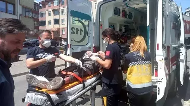 Zongultak'ta direksiyon başında kalp krizi geçiren sürücü inşaat halindeki binaya girdi