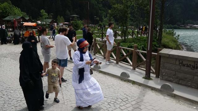 Trabzon Uzungöl'de bungalov evlerin günlüğü 300 doları aştı