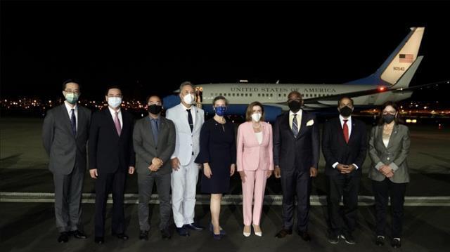 Çin gözünü kararttı! Tayvan'ı dört bir yandan ablukaya aldıkları harita basına sızdı