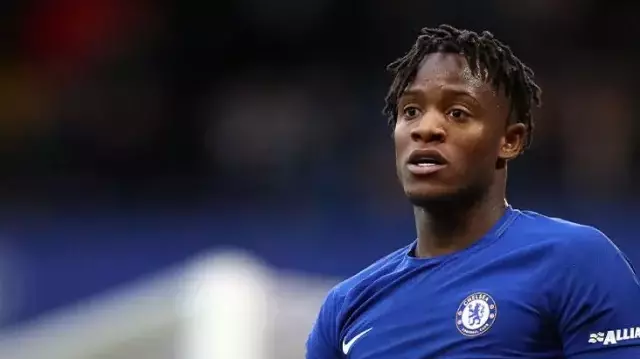 Son Dakika: Dünden bu yana Ronaldo iddiasıyla çalkalanan Fenerbahçe, Michy Batshuayi ile anlaştı