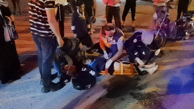 Trafik kazasında 3 aylık yavrusunu korumak için üzerine kapandı