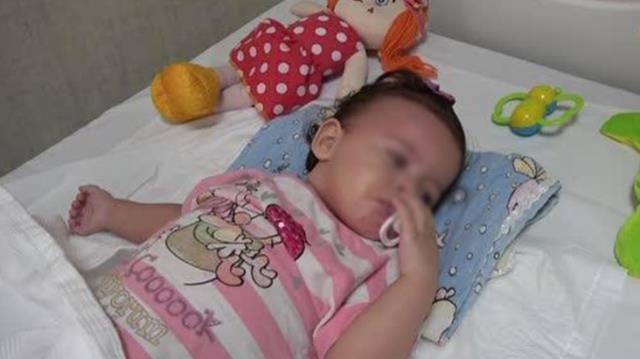 Bir insanın 50 yılda oluşturabileceği böbrek taşı, 13 aylık bebekte oluştu