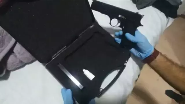 KOM'dan suç örgütlerine karşı dev operasyon! Çok sayıda silah ele geçirildi