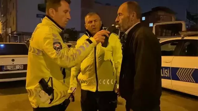 Alkollü yakalanan sürücüyü uyuma numarası kurtarmadı! Ehliyetini 2036 yılında alacak