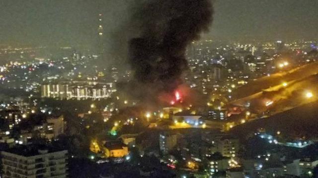 Hapishane yangını sonrası İran karıştı! Gardiyanlar el bombası atıp otomatik silahlarla ateş açtılar