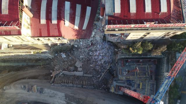 İstanbul Arel Üniversitesi binasında göçük! Hasarın boyutları gün ağarınca ortaya çıktı