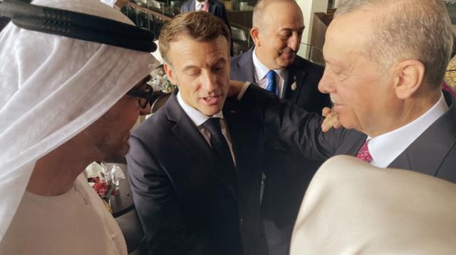 G20 Liderler Zirvesi'ne Cumhurbaşkanı Erdoğan'la Macron'un görüntüsü damga vurdu