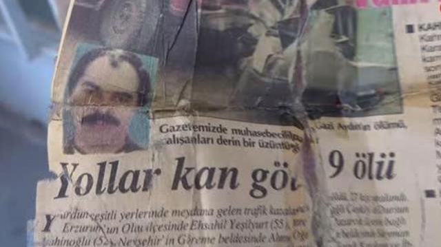 24 yıl önce hayatını kaybeden arkadaşının ölüm haberinin çıktığı gazete kupürünü cüzdanında saklıyor