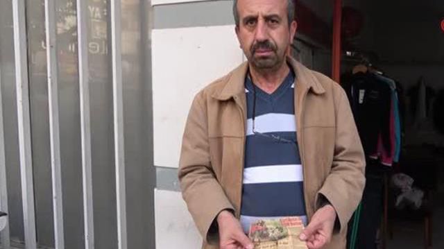 24 yıl önce hayatını kaybeden arkadaşının ölüm haberinin çıktığı gazete kupürünü cüzdanında saklıyor