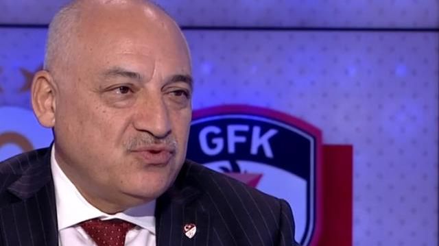 Dünya Kupası'nda herkesi şaşırtan uygulamalar Süper Lig'e geliyor! Türk futbolunda çok şey değişecek