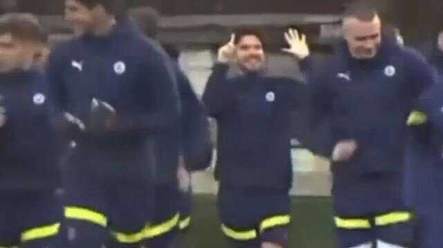 Derbi öncesi olay gönderme! Fenerbahçeli yıldız Galatasaraylıları çılgına çevirdi