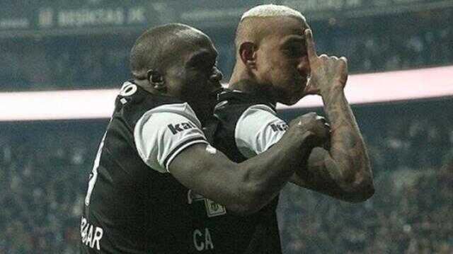 Beşiktaş'ın golcü boşluğunu Aboubakar doldurdu! İşte sözleşmenin detayları