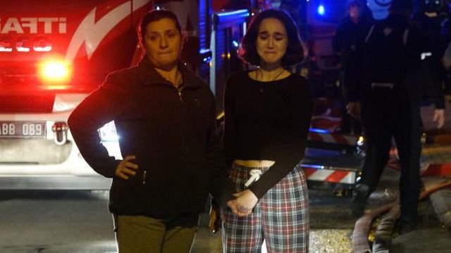 Antalya'daki yangından aile faciası çıktı! Tartıştığı anneannesi ile teyzesini eve kilitleyip ölüme terk etmiş