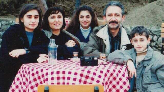 Kılıçdaroğlu'ndan nostaljik paylaşım! Aile fotoğrafına kısa sürede binlerce beğeni yağdı