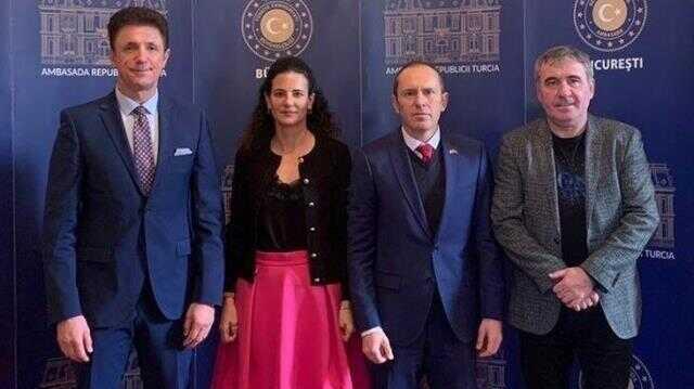 Rumen futbolcular Hagi ve Popescu, Türkiye'yi unutmadı