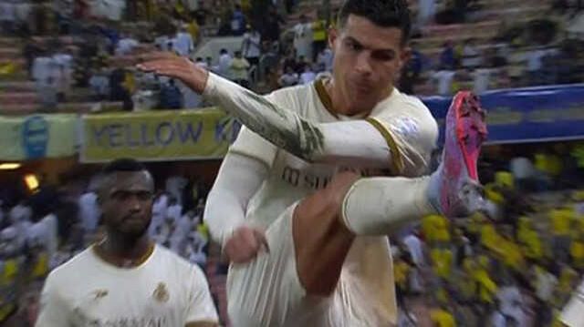 Efsane ne hallere düştü! Arap taraftarların tezahüratlarından sonra Ronaldo'dan olay hareketler