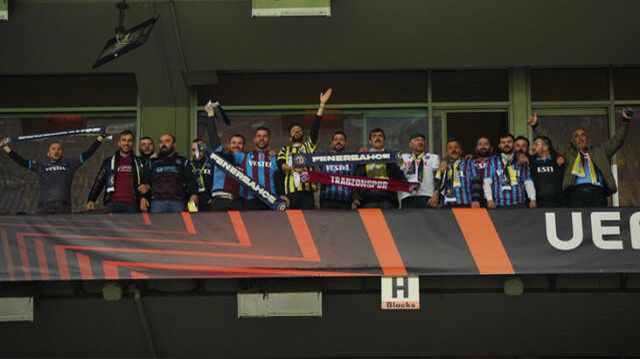 Tarihi görüntüler! Trabzonspor taraftarı, Fenerbahçe'yi desteklemek için Kadıköy'de