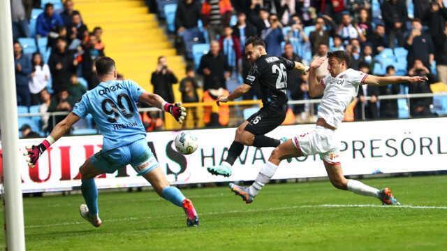 Zirve takibi sürüyor! Adana Demirspor Antalyaspor'u rahat geçti