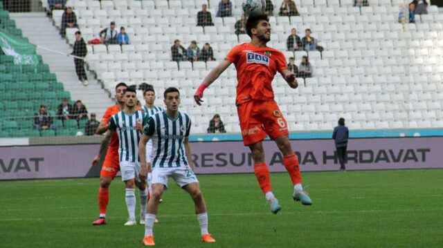 Giresun'da çılgın maç! Ne olduysa 4 dakikada oldu
