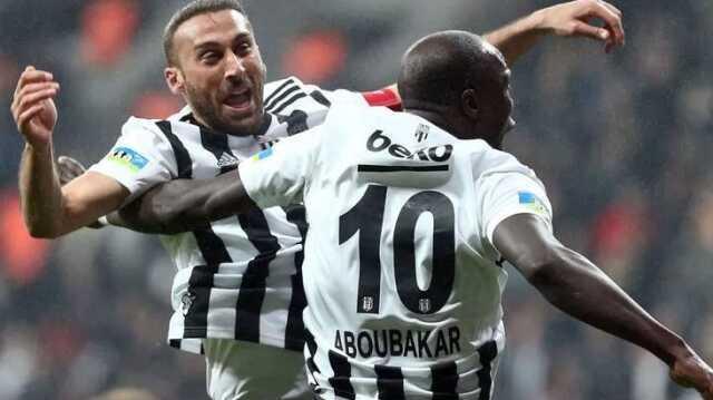 Ardına bakmadan gitti, tıpış tıpış geri dönüyor! Beşiktaş'ın forvet hattı ateş adecek