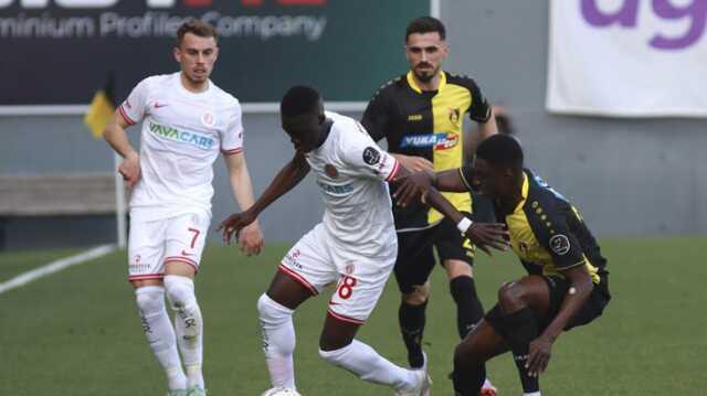 Gol düellosunda kazanan yok! İstanbulspor-Antalyaspor maçında puanlar bölüşüldü