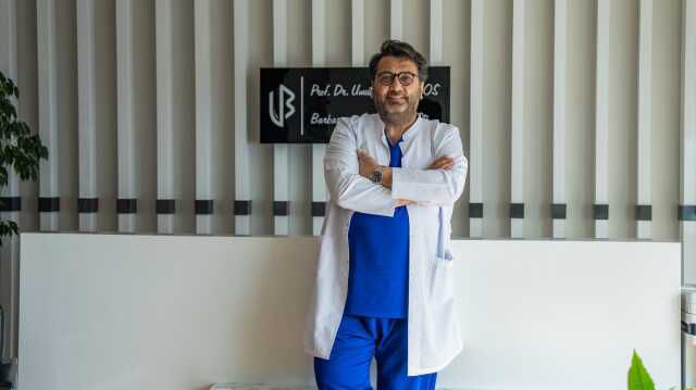 Prof. Dr. Umut Barbaros kimdir?