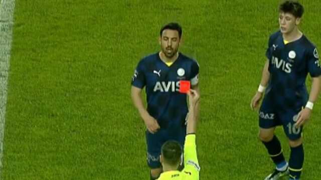 Son Dakika: Fenerbahçe, Sivasspor'u deplasmanda 3-1'lik skorla mağlup etti