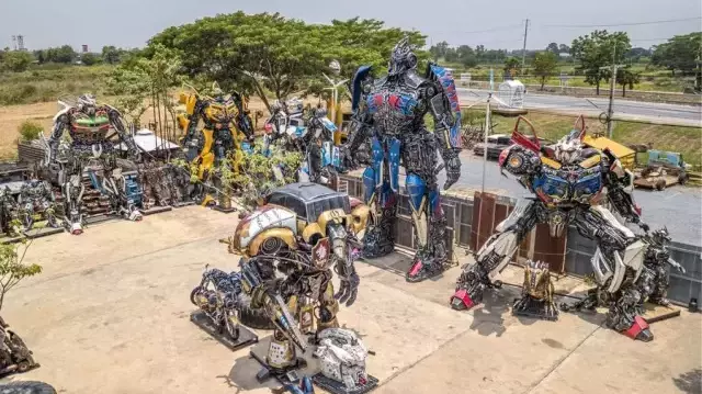 Tayland'daki Transformers Müzesi Geri Dönüşüme Dikkat Çekiyor