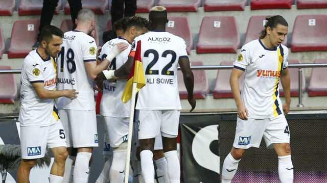 Başkent ekibi 'Yola devam' diyor! Ankaragücü, Süper Lig'de kaldı