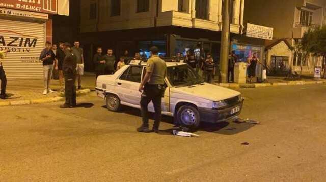 Edirne'de ilginç kaza: Kazaya karışan iki sürücü kaçtı