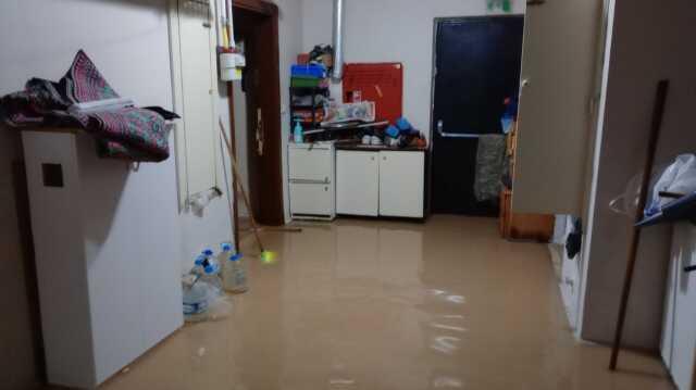 Bursa'da Sağanak Yağış ve Su Baskınları