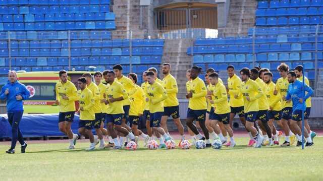 Listede çok sevilen isimler de var! İsmail Kartal takımın yarısına yol verdi