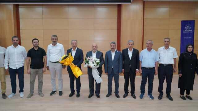 Adıyaman Belediyesi ve Hak-İş/Hizmet-İş Sendikası Arasında Ek Protokol Sözleşmesi İmzalandı
