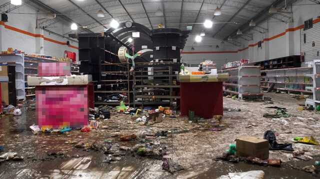 Arjantin'de Ekonomik Kriz Nedeniyle Marketler Yağmalandı