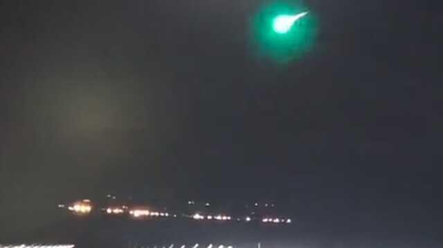 Gece adeta gündüze döndü! Düşen göktaşı, Türkiye'nin birçok noktasında görüntülendi