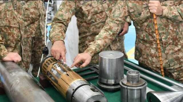 Bomba iddia: ABD, Ukrayna'ya gizli silah tedariki karşılığında Pakistan'ın IMF ile anlaşmasına yardım etti