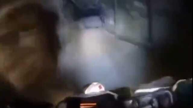 Hamas'ın yer altına inşa ettiği tünel böyle görüntülendi! Motosikletle kilometrelerce ilerlediler