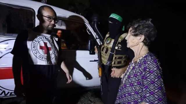 Hamas rehinelerinin serbest bırakıldığı anlara ilişkin görüntüler yayınlandı