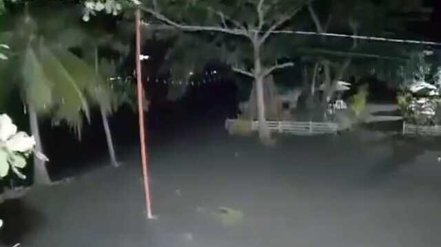 Yeryüzü beşik gibi sallandı! Filipinlerdeki 7,6'lık depremin şiddetini en net yansıtan görüntüler