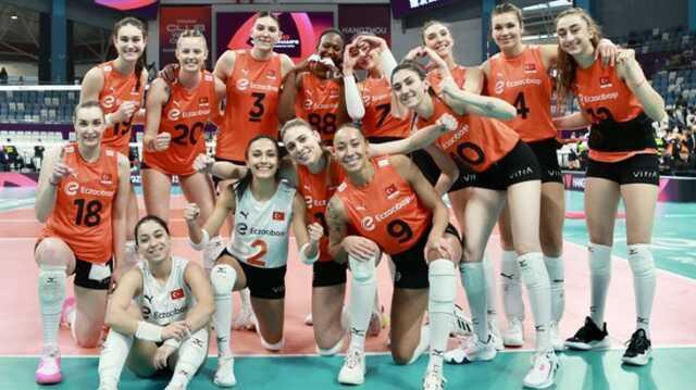 Eczacıbaşı Dynavit, FIVB Dünya Kulüpler Şampiyonası'nda finale çıktı