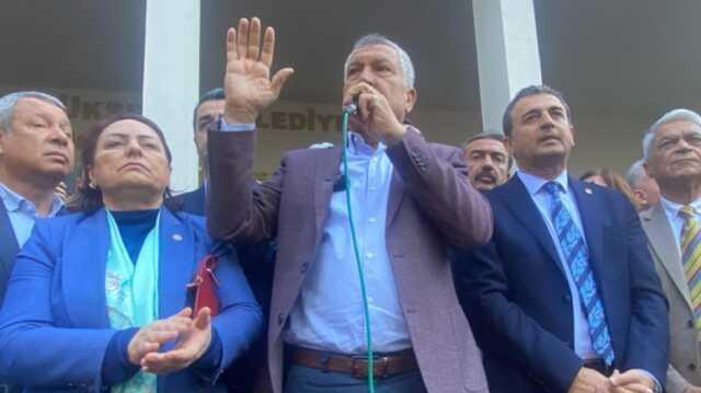 Danışmanı Rüşvetten gözaltına alınan Zeydan Karalar, belediye önünde halka seslendi