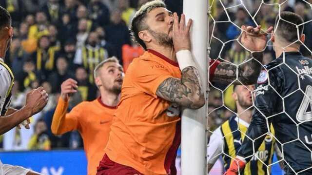 Maçta direğe çarpan Icardi'nin elmacık kemiği kırıldı