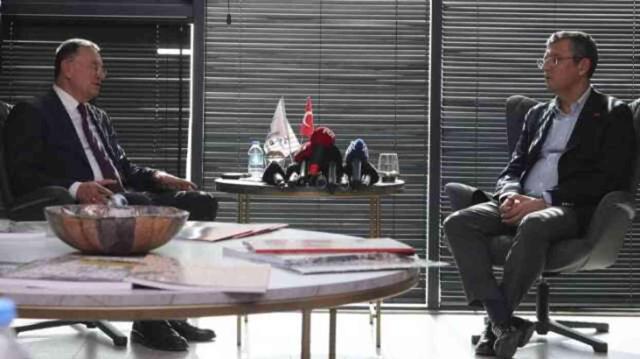 'Hatay'da vereceğimiz karar çok tarihi olacak' diyen CHP lideri Özel, Lütfü Savaş'ı yeniden aday gösterdi