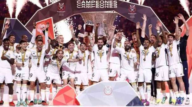 Barcelona'ya sahayı dar ettiler! Süper Kupa Real Madrid'in