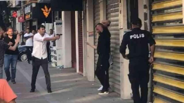 Bursa'da sevgilisini rehin alan saldırganı öldürmüştü! Komiser hakkında beraat kararı verildi