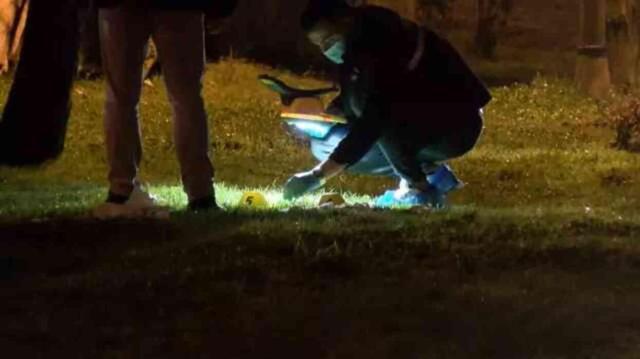 Parkta poşetin içinde cenin bulundu